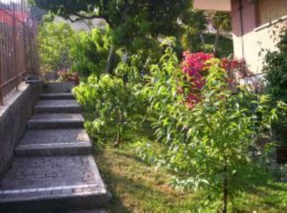 博尔迪盖拉Le Gardenie Da Fil住宿加早餐旅馆 外观 照片